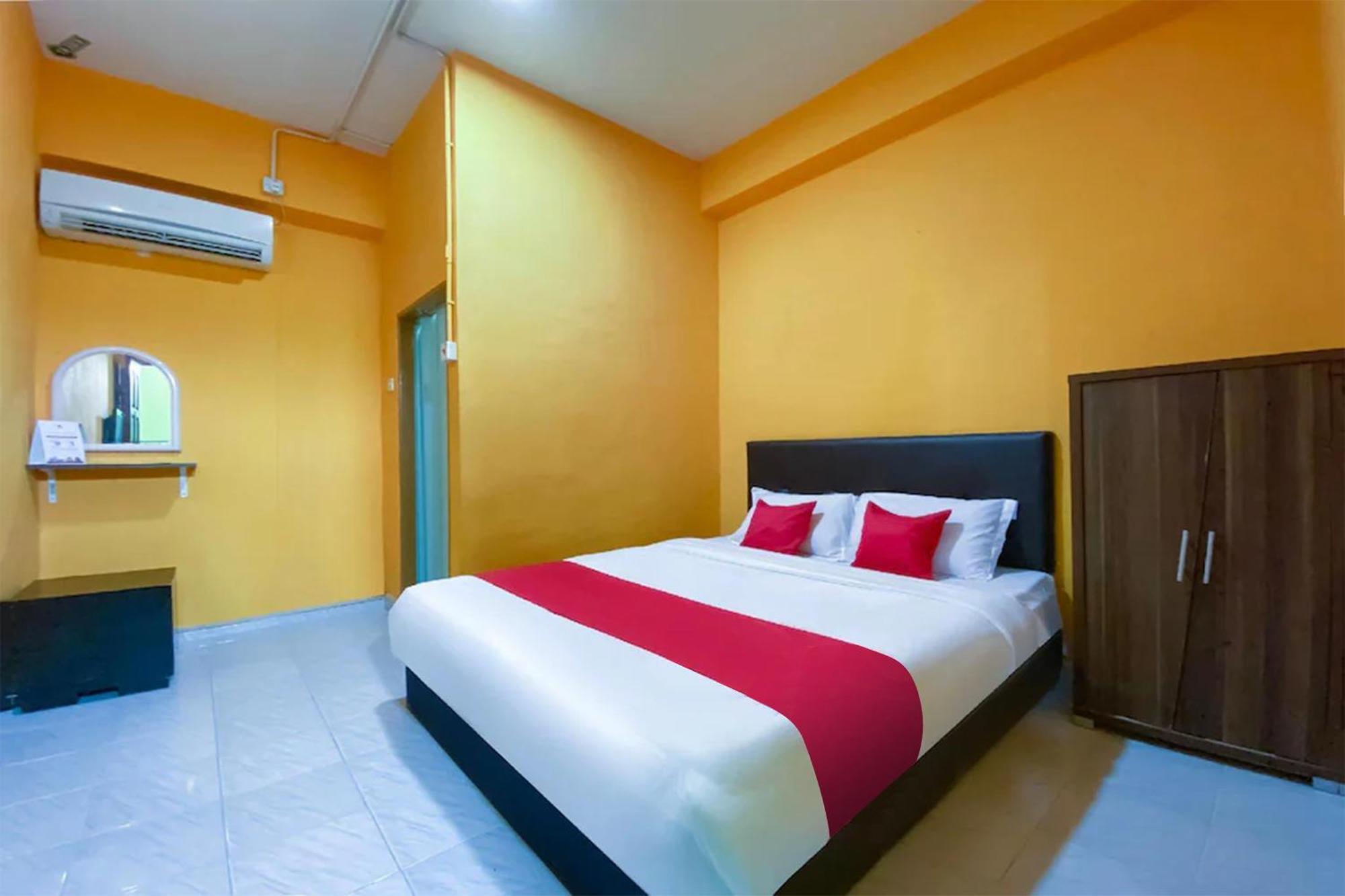 Coop Hotel Kangar Extérieur photo